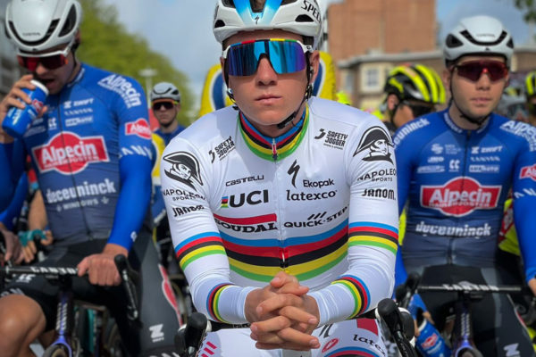 Alejandro Valverde: Tadej Pogačar je výnimočný jazdec, ale Remco Evenepoel je najlepší na svete