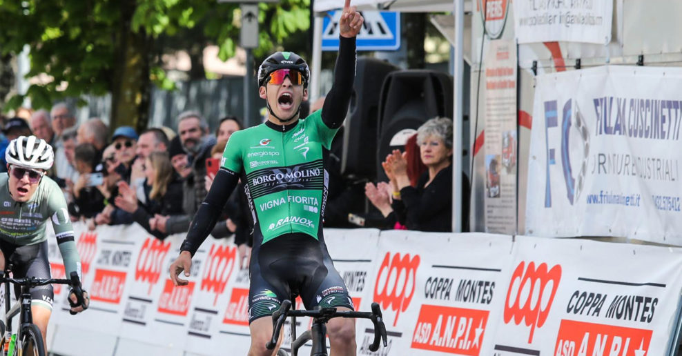 Slovenský junior Samuel Novák po skvelom šprinte vyhral talianske preteky Coppa Montes