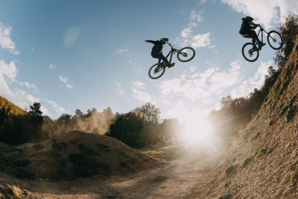 Freeride podujatie Dusty Days v Kálnici prebehne s účasťou svetových jazdcov