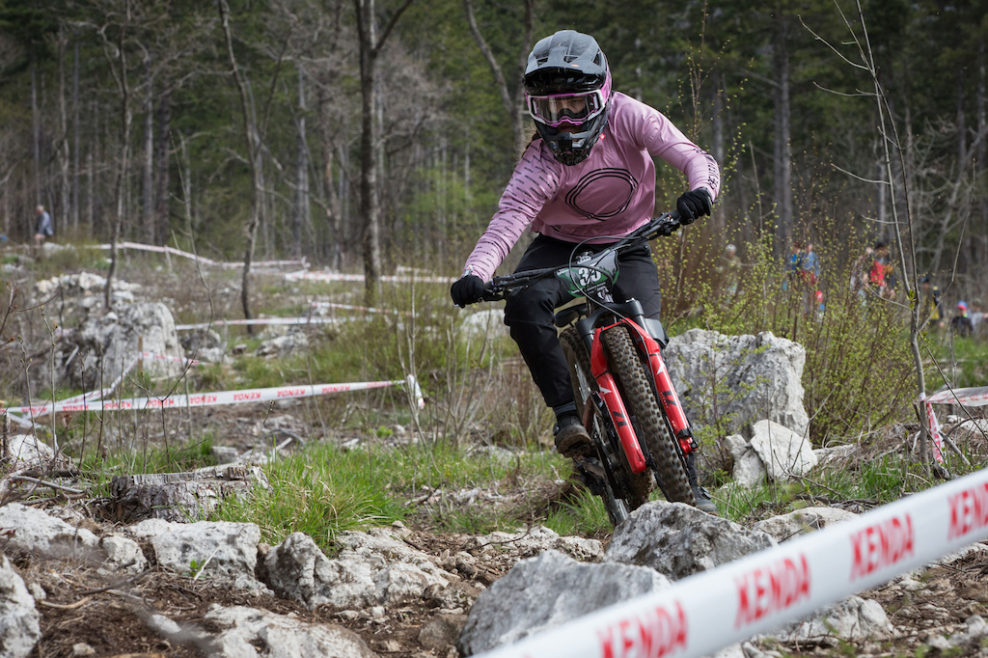 Simona Kuchyňková je nazastaviteľná a vyhrala aj druhé kolo SloEnduro