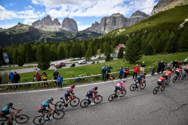 Zoznam všetkých štartujúcich pretekárov na Giro d’Italia 2023
