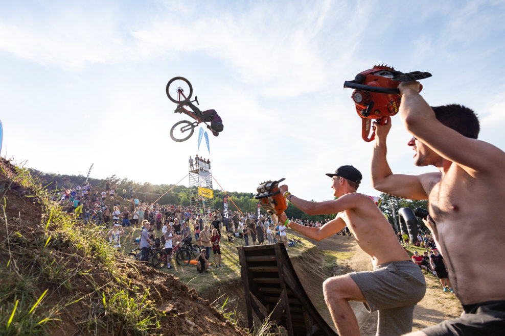Birell BikeFest 2023: 10 d&ocirc;vodov prečo pr&iacute;sť na BikeFest do K&aacute;lnice?