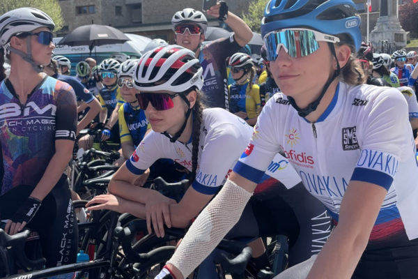 Len 16-ročná Viktória Chladoňová skončila jedenásta v 2. etape Tour du Gévaudan Occitanie