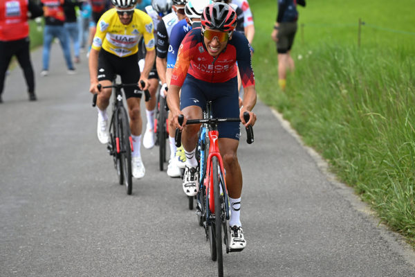 Egan Bernal sa pomaly vracia do formy, po skvelých výkonoch skončil celkovo ôsmy na Okolo Romandie