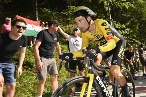 Primož Roglič predviedol v horskej časovke životný výkon a stane sa víťazom Giro d’Italia 2023