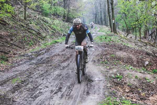 Škoda Svätojurský MTB maratón vyhrali Miroslav Michálek a Janka Keseg Števková (výsledky+video)