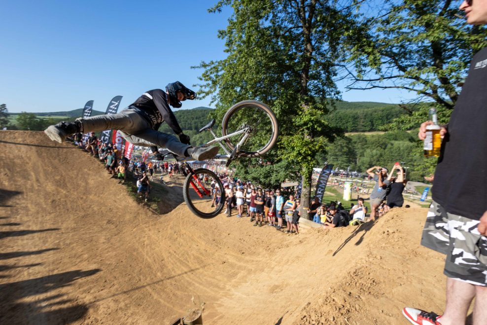 Birell Bikefest 2023: Neskutočn&yacute; Tobey Miley a Robin Goomes vyhrali Garmin slopestyle (+gal&eacute;ria)
