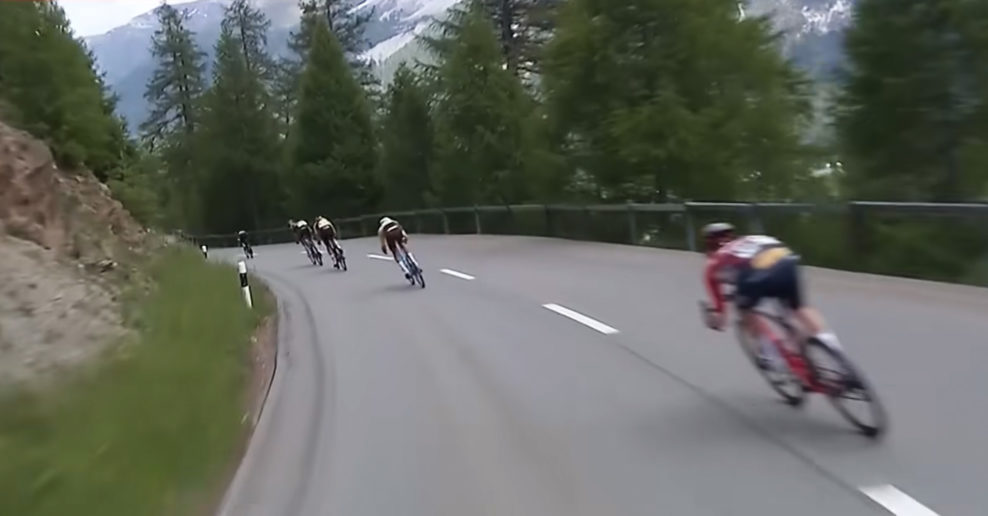 Remco Evenepoel sa sťažuje na nebezpečný zjazd na konci kráľovskej etapy Okolo Švajčiarska