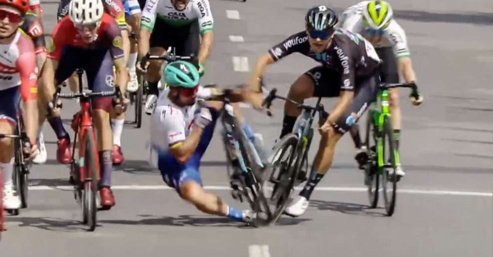  Video: Peter Sagan nepríjemne spadol v záverečnom šprinte Majstrovstiev Slovenska