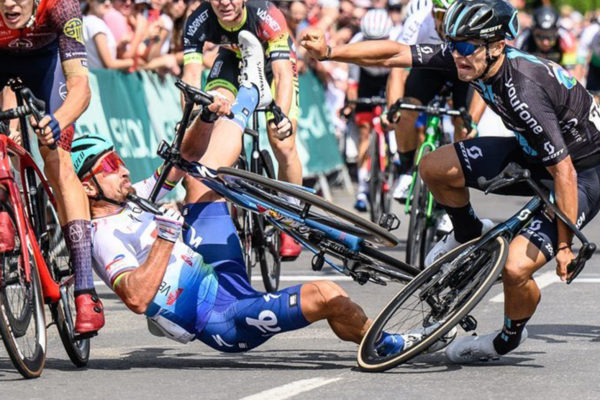 Nahnevaný Peter Sagan po páde na Majstrovstvách Slovenska: Nie som zmierený s tým, že som druhý