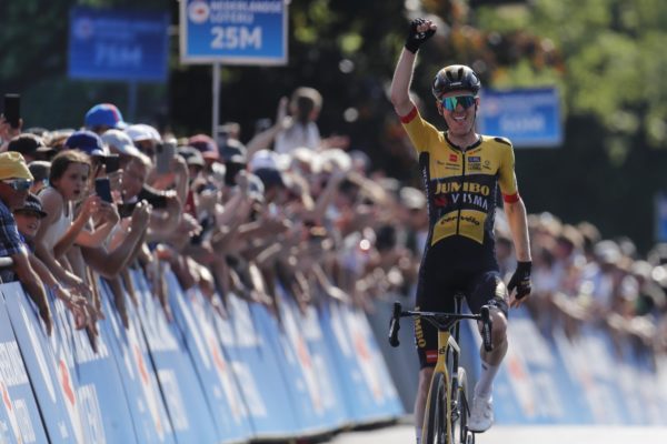 Dylan van Baarle získal titul majstra Holandska po 7 km víťaznom sóle