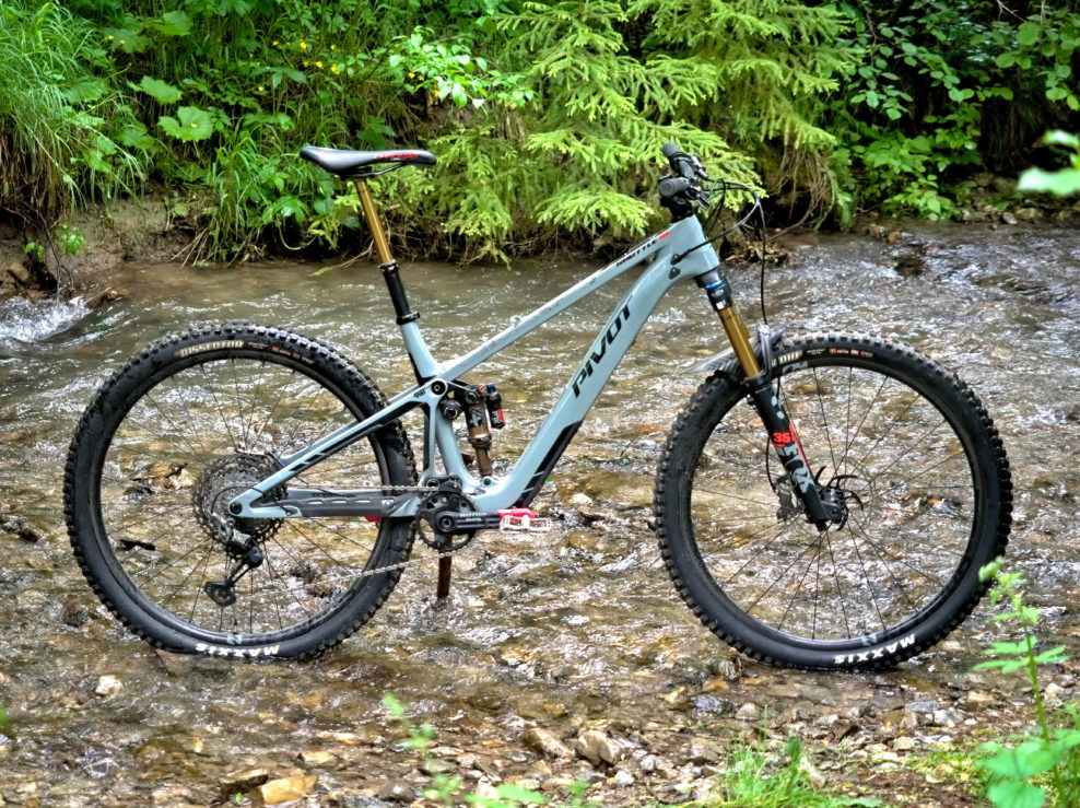 Test: Elektrobicykel Pivot Shuttle SL