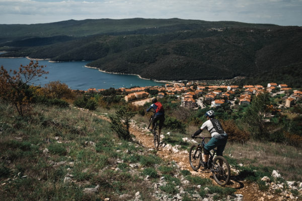 Na cestách s Traildeer: Horská cyklistika a Chorvátsko, čoraz populárnejšie spojenie