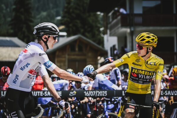 Jonas Vingegaard aj Tadej Pogačar podstúpili dodatočné dopingové testy na Tour de France