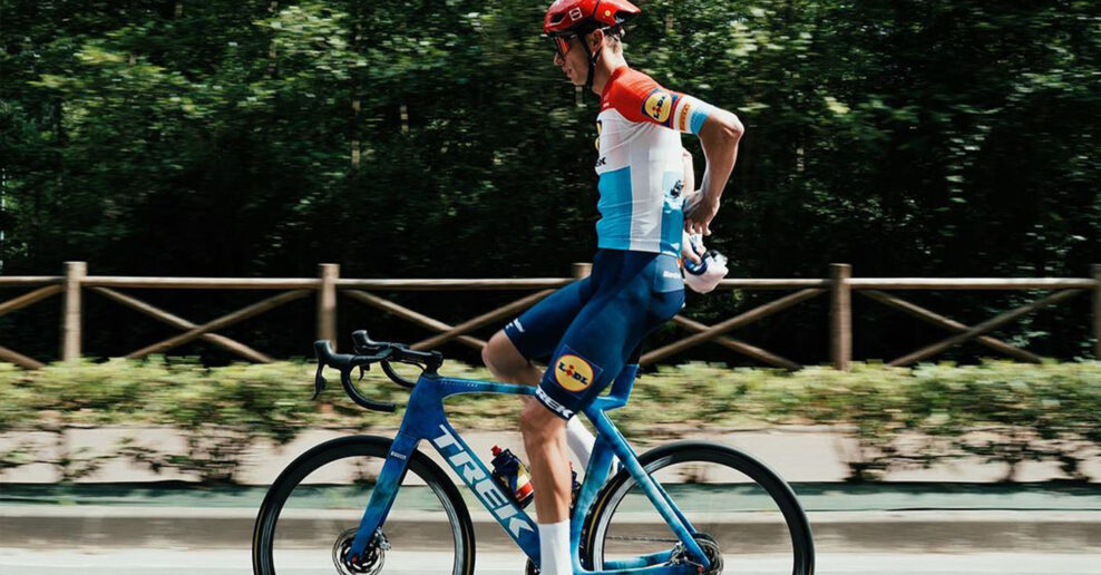 Kto je najvy&scaron;&scaron;&iacute; cyklista Tour de France 2023 a prečo na tom z&aacute;lež&iacute;?