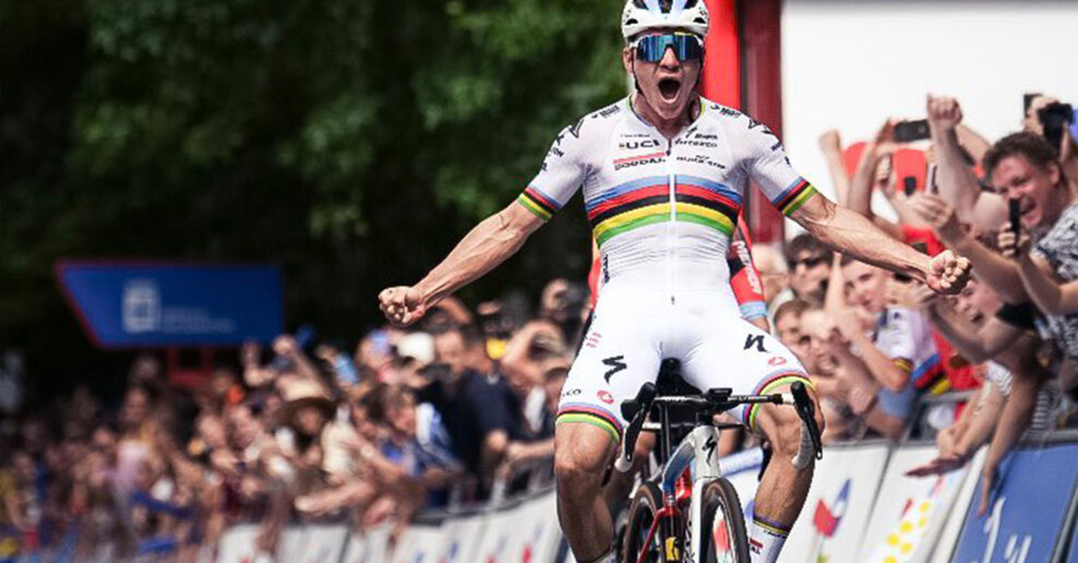 Remco Evenepoel vyrovnal historický rekord tretím víťazstvom Clásica San Sebastián