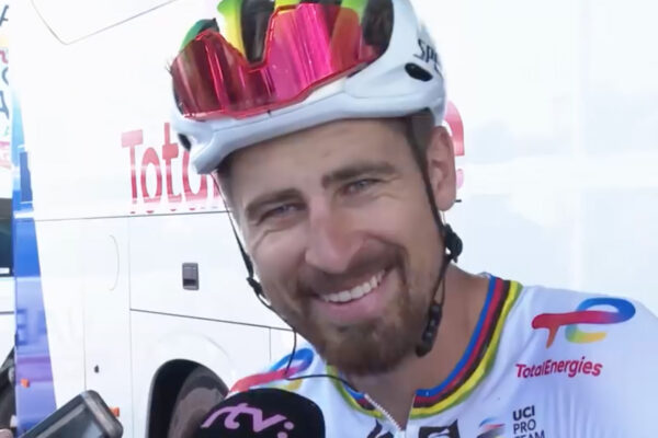 Peter Sagan po hektickej etape na Tour de France: Tí, čo sa pretekajú vpredu, asi veľmi necítia reťaz