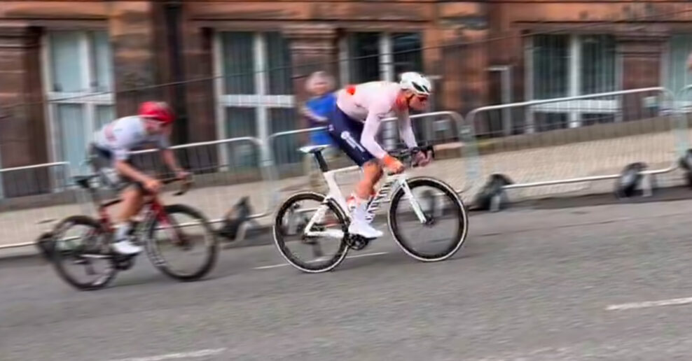 Video: Mathieu van der Poel si vyskúšal výbušný šprint v stúpaní, ktoré môže rozhodnúť o majstrovi sveta