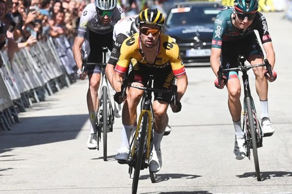 Primož Roglič vyhral tretiu etapu Okolo Burgosu a posunul sa do vedenia celkovej klasifikácie