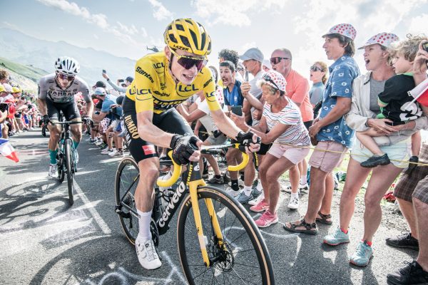 Jonas Vingegaard už trénuje naplno, ale jeho štart na Tour de France je stále otázny