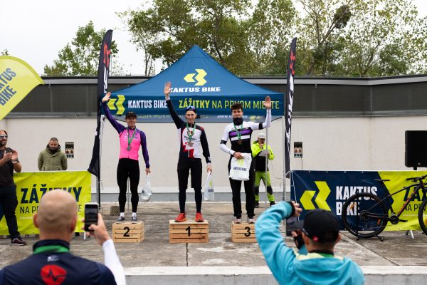 Janka Keseg Števková a Jakub Jenčuš vyhrali najdlhšiu 80 km trať v rámci Kaktus Bike Bratislavský MTB maratón (výsledky+galéria)