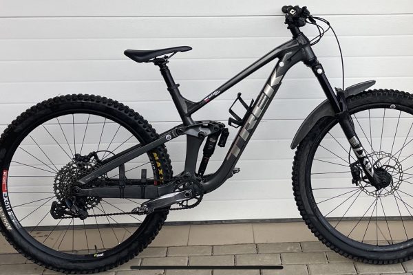 Trek Slash 8 M/L