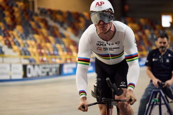 Holanďan Jeffrey Hoogland prekonal o sekundu svetový rekord na jeden kilometer