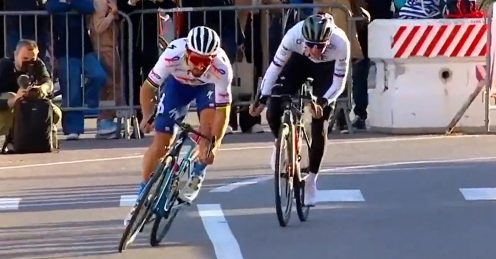 Video: Peter Sagan prešprintoval Tadeja Pogačara a vyhral exhibičné kritérium v Monaku
