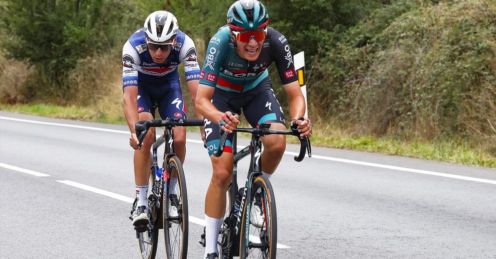 Cian Uijtdebroeks trénuje s Jumbo-Visma, zatiaľ čo Bora-Hansgrohe popiera tvrdenia o šikanovaní