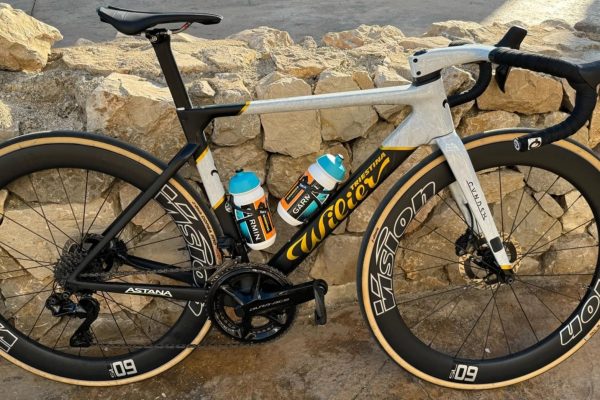 Wilier Filante SLR Marka Cavendisha pre rok 2024: Nové pedále, sedlo aj kolesá (detaily, špecifikácia)