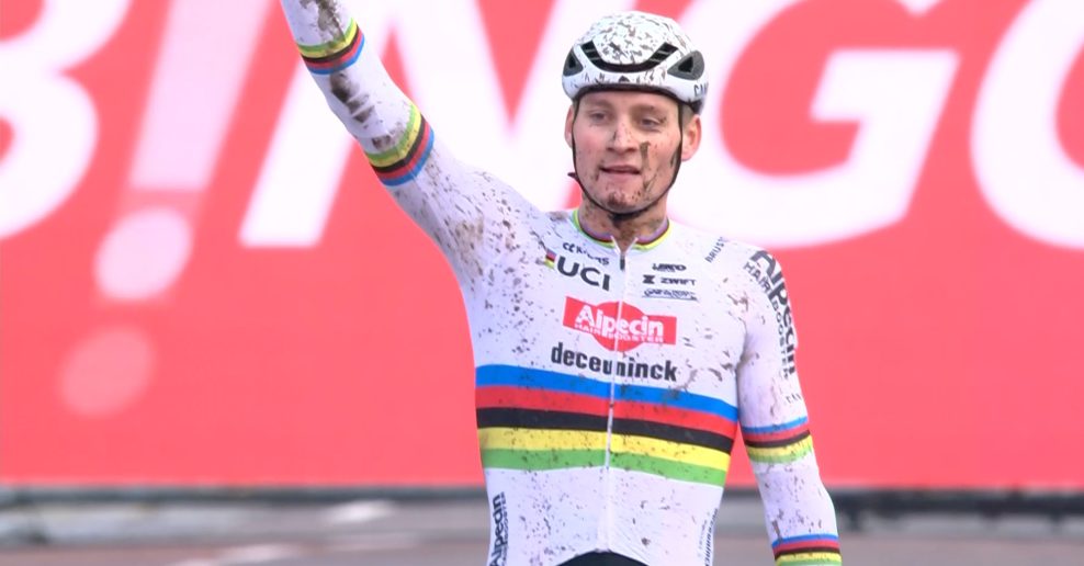 Mathieu van der Poel opäť suverénne zvíťazil a potvrdzuje, že je v cyklokrose silnejší ako kedykoľvek predtým