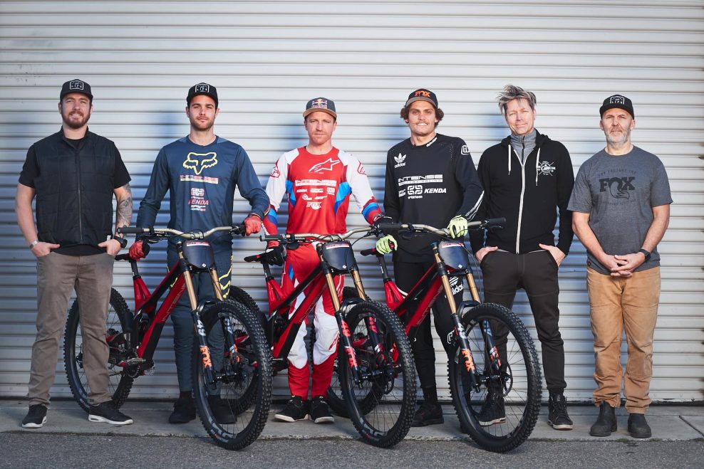 Pretekársky tím Intense Factory Racing oznámil svoj koniec