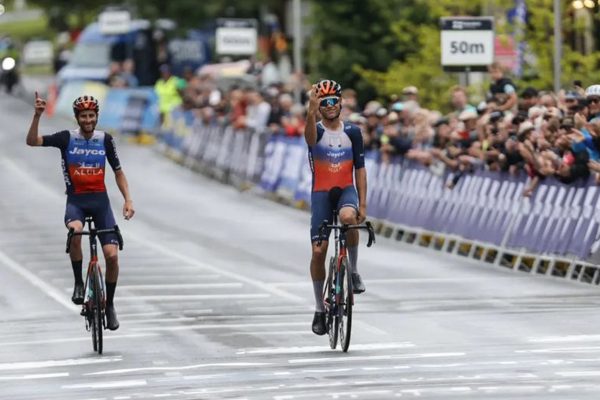 Luke Plapp sa stal už tretíkrát po sebe austrálskym majstrom v cestnej cyklistike