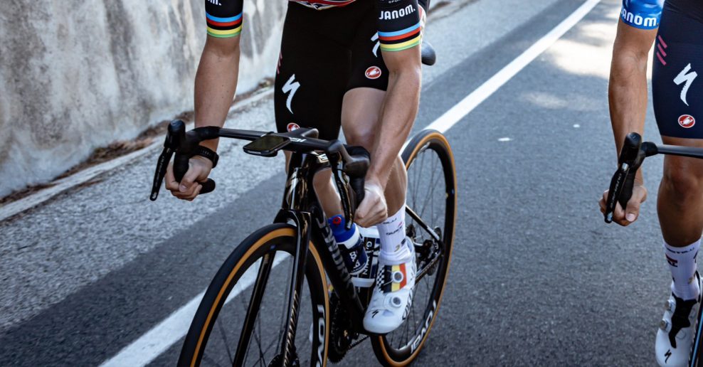 Jazdci tímu Soudal-QuickStep budú jazdiť aj v roku 2024 plášte s dušami
