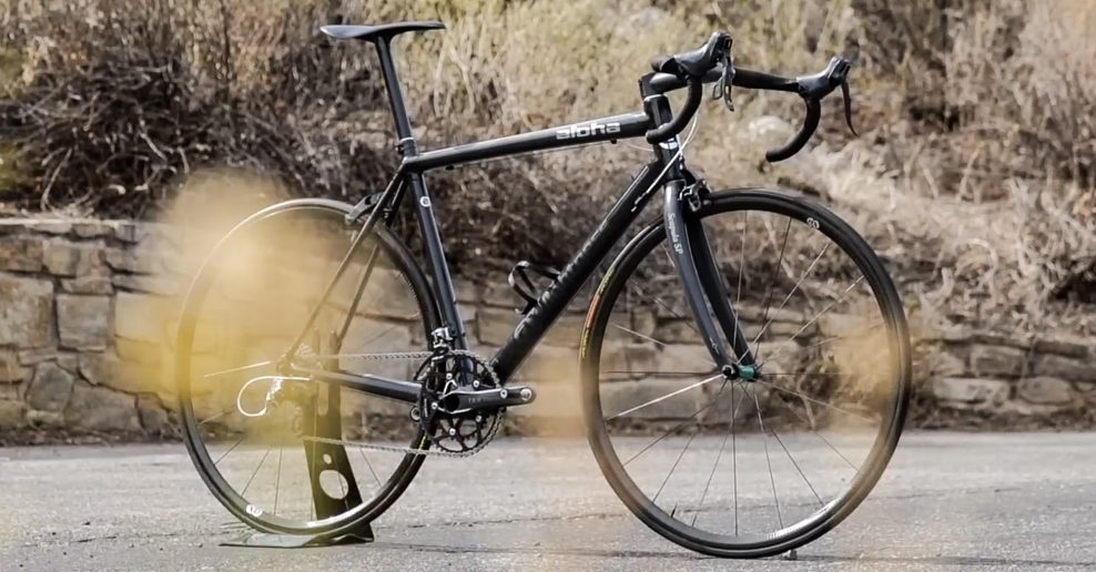 Najľahší bicykel na svete? Tento extrémne ľahký cestný bicykel váži iba 3,6 kg (foto, detaily, špecifikácia)