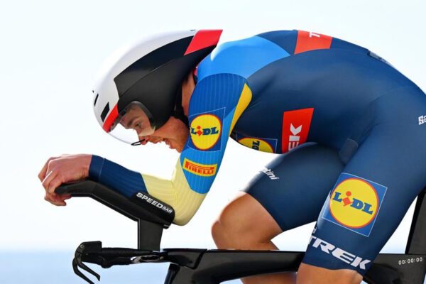 Mads Pedersen suverénne vyhral krátky prológ na Tour de La Provence