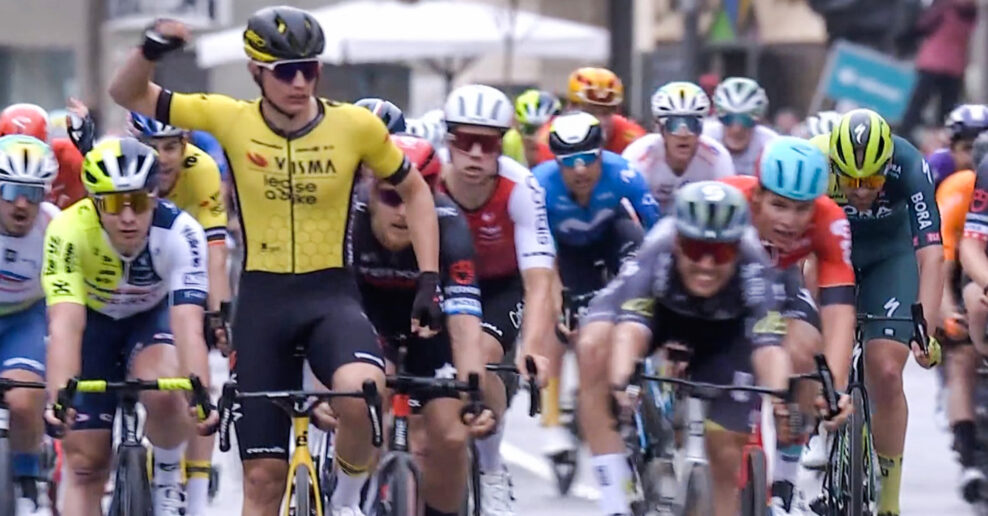 Olav Kooij oslavoval priskoro a takmer prišiel o víťazstvo Clasica de Almeria (+video)