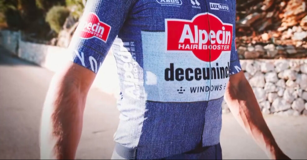 Video: Alpecin predstavil nové oblečenie pre sezónu 2024 s imitáciou rifľoviny