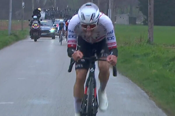 Marc Hirschi vyhral po záverečnom sóle francúzsku klasiku Faun Drome Classic
