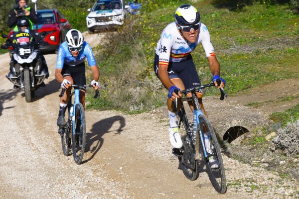 Oier Lazkano išiel viac ako 100 km v úniku a po záverečnom sóle a vyhral gravelovú klasiku Jaén Paraiso Interior