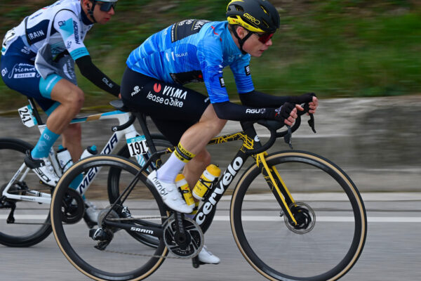 Detaily šialeného výkonu Jonasa Vingegaarda, Toma Pidcocka a ďalších v stúpaniach na Tirreno-Adriatico