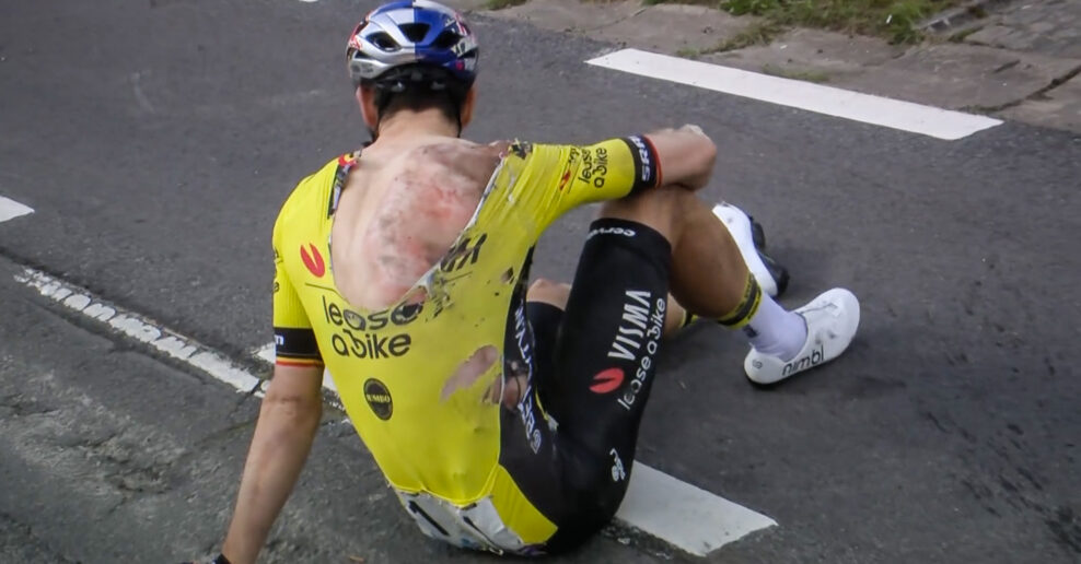 Wout van Aert si pri hrozivom p&aacute;de sedem rebier a hrudn&uacute; aj kľ&uacute;čnu kosť