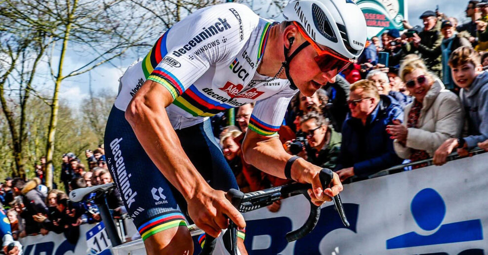 Mathieu van der Poel je bez Van Aerta suverénnym favoritom monumentu Okolo Flámska