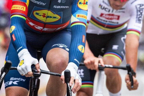 Mario Cipollini kritizuje modernú cyklistiku: Ako je možné, že čísla majú prednosť pred srdcom?