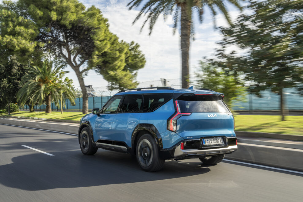 Kia EV9 je robustn&eacute; elektrick&eacute; SUV na v&scaron;etky tvoje dobrodružstv&aacute;