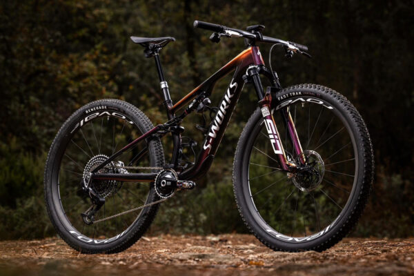 Nový Specialized Epic už nemá Brain a je vraj „najrýchlejší XC pretekársky bicykel na svete“