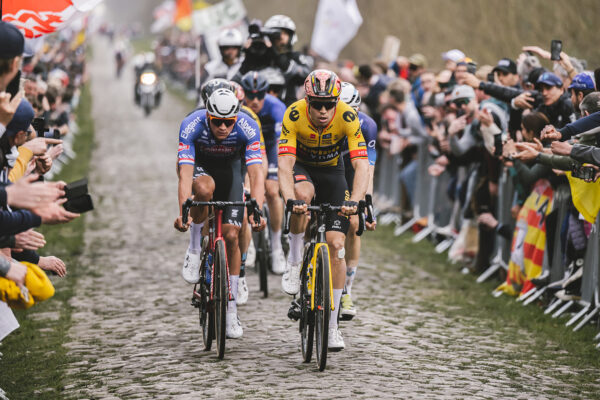 Toto je vtip?, reaguje Mathieu van der Poel na úpravu trasy na Paríž-Roubaix