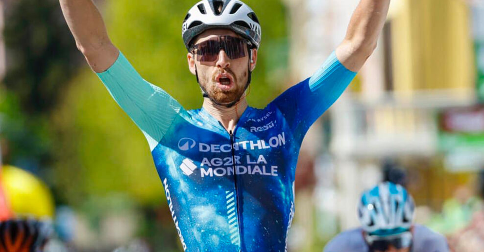 Juan Pedro López je celkovým víťazom pretekov Okolo Álp, poslednú etapu vyhral Aurélien Paret-Peintre