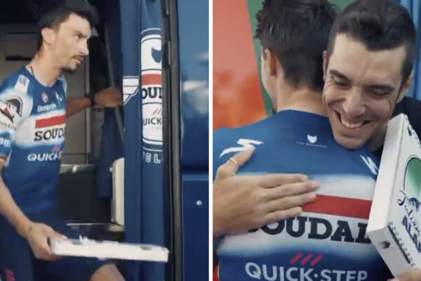 Video: Julian Alaphilippe daroval Mircovi Maestrimu dres z víťaznej etapy na Giro d’Italia