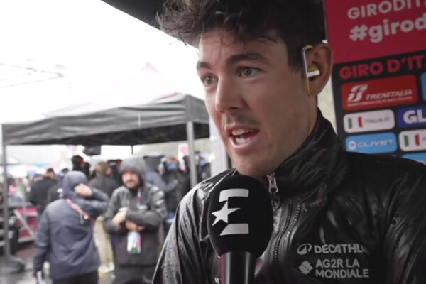 Nahnevaný Ben O’Connor o Giro d’Italia: Sú to jedny z najhoršie zorganizovaných pretekov